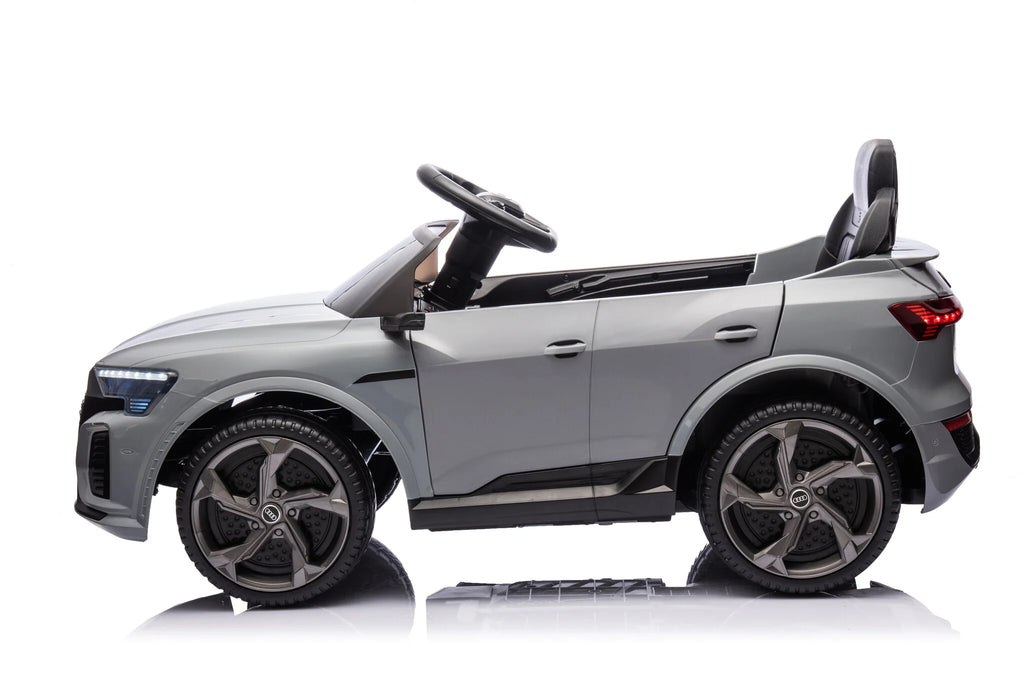Audi SQ8 12V szürke