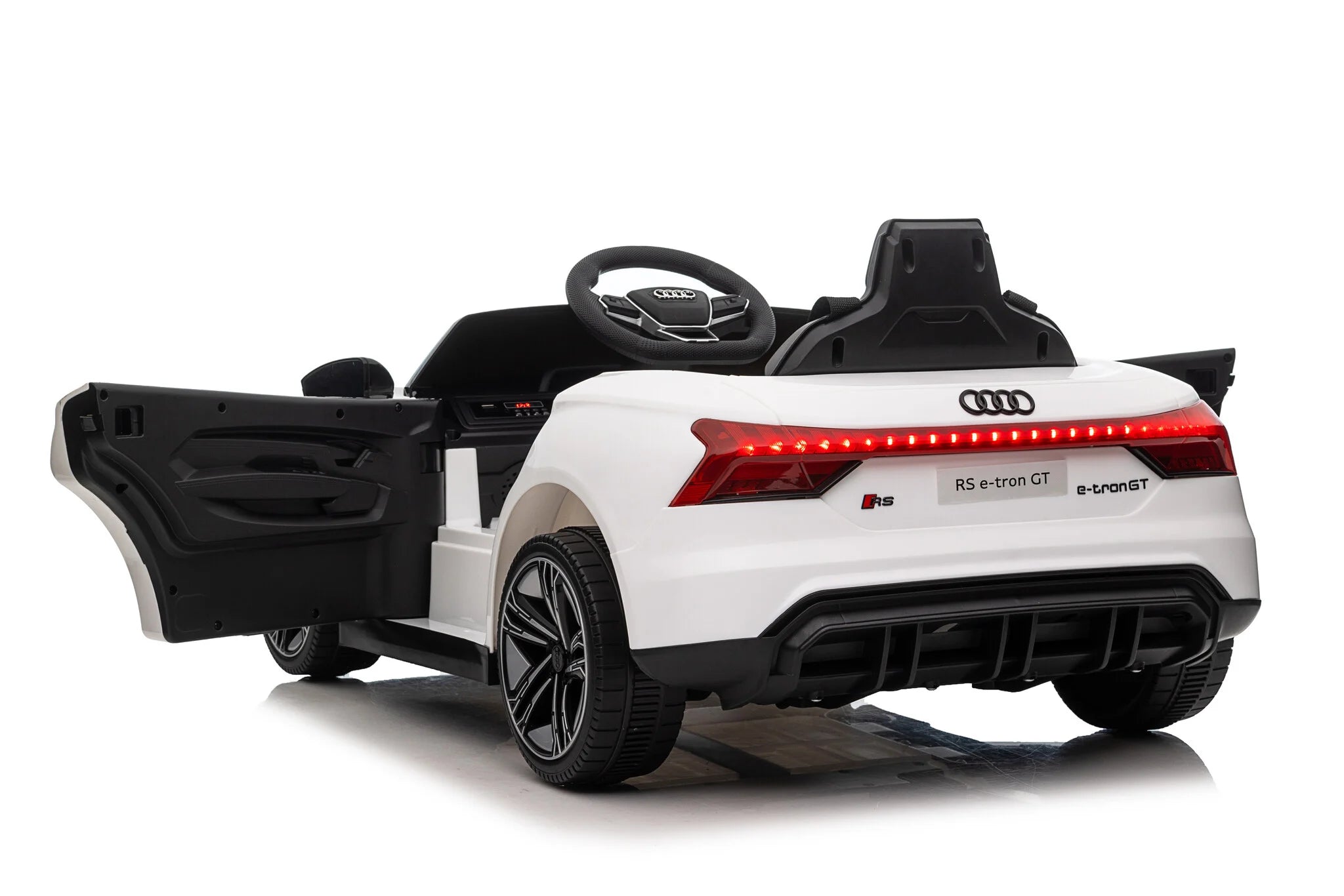 Audi RS E-tron 12 V - fehér