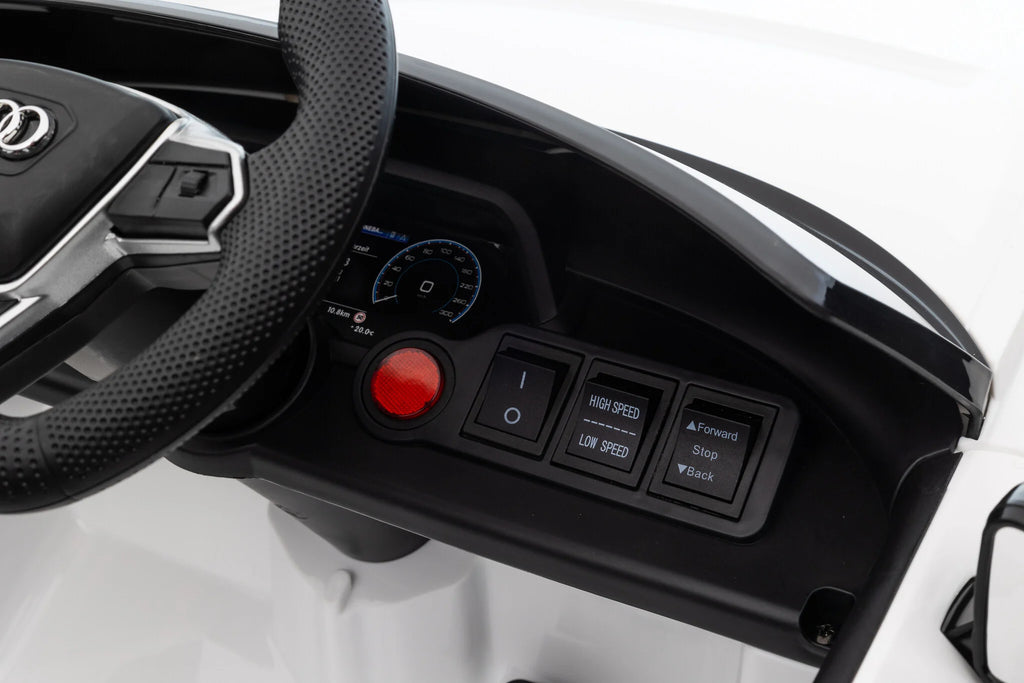 Audi RS E-tron 12 V - fehér
