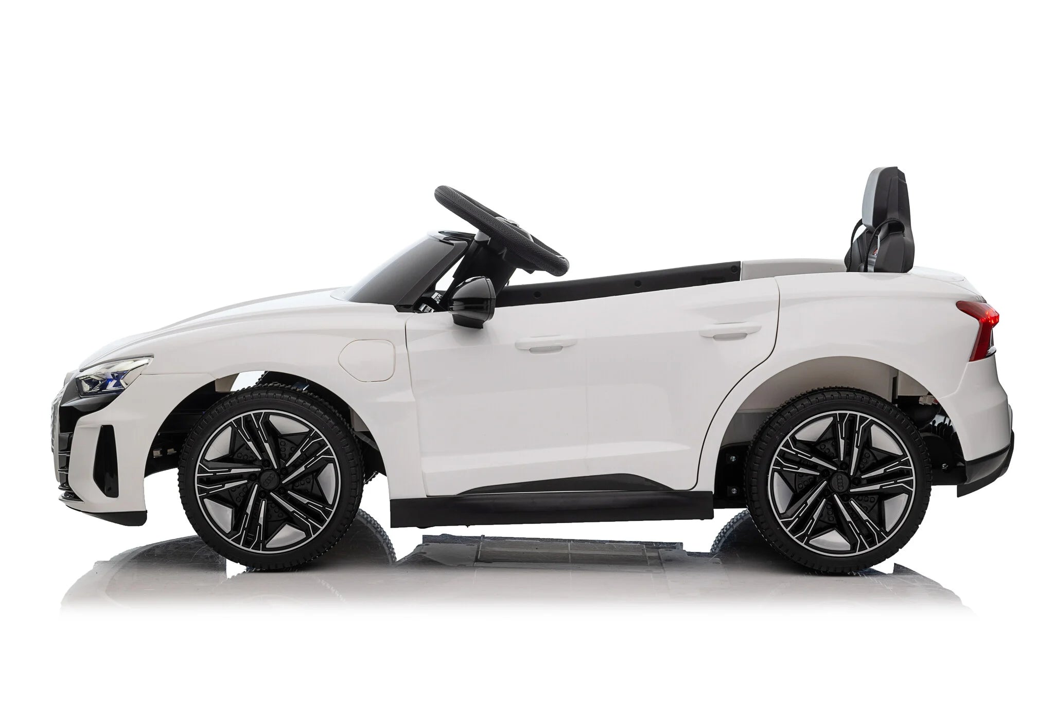 Audi RS E-tron 12 V - fehér