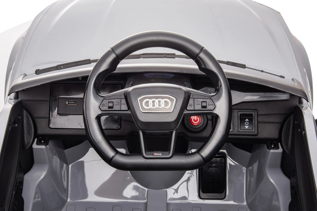 Audi RS6 12V szürke